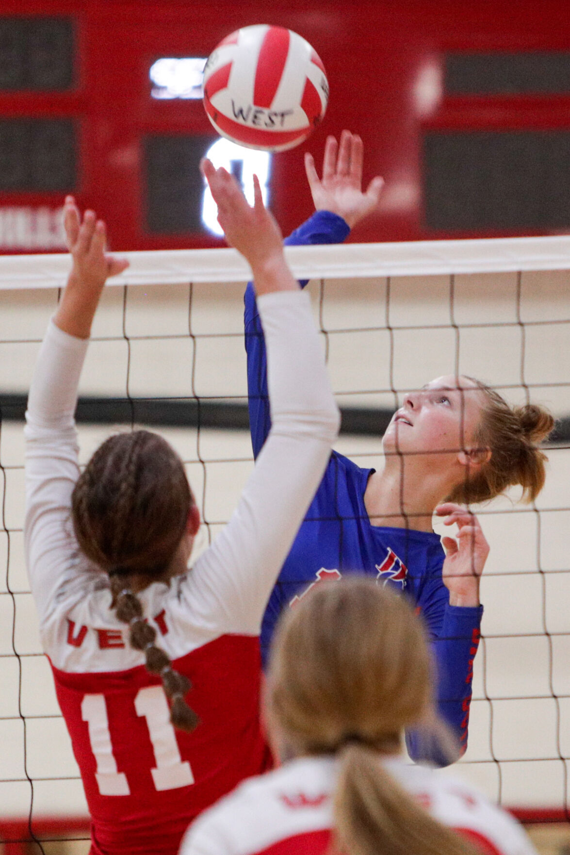 092022-qc-spt-central-west vball-16.jpg